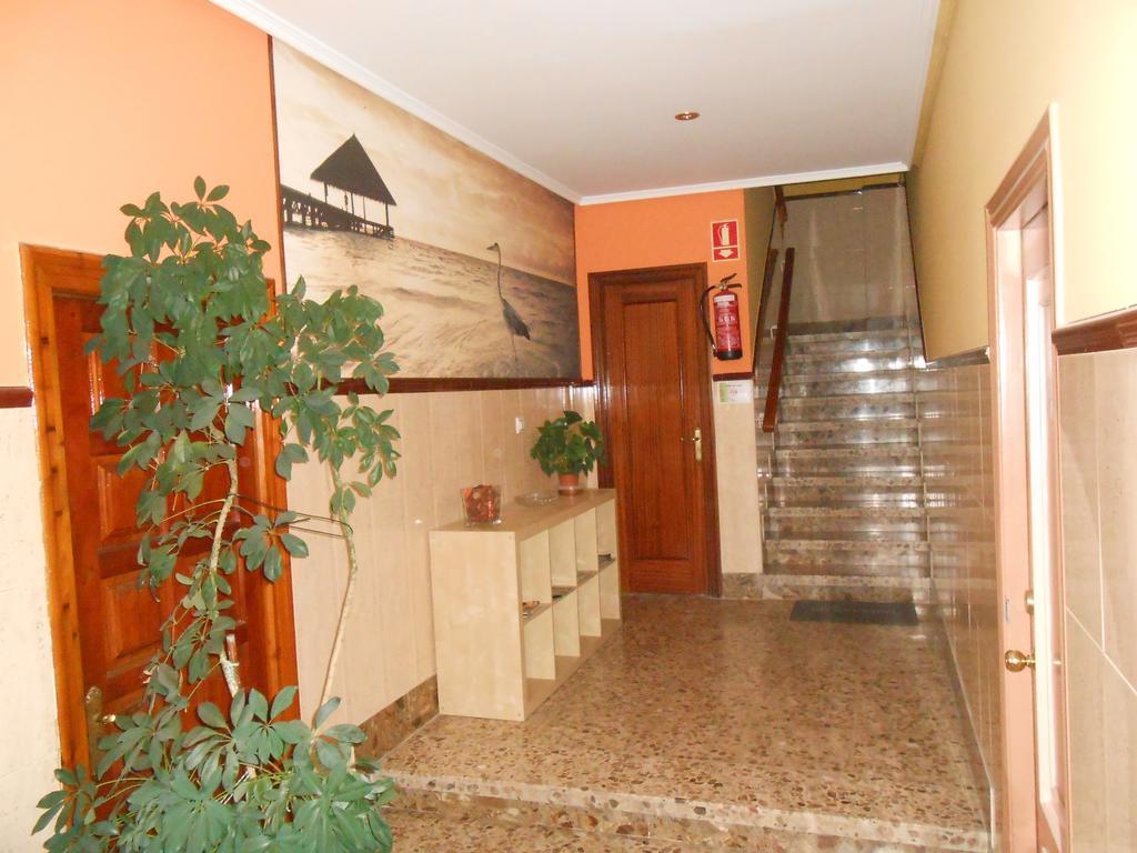 Hostal Restaurante El Abuelo Trobajo Del Camino Exterior foto