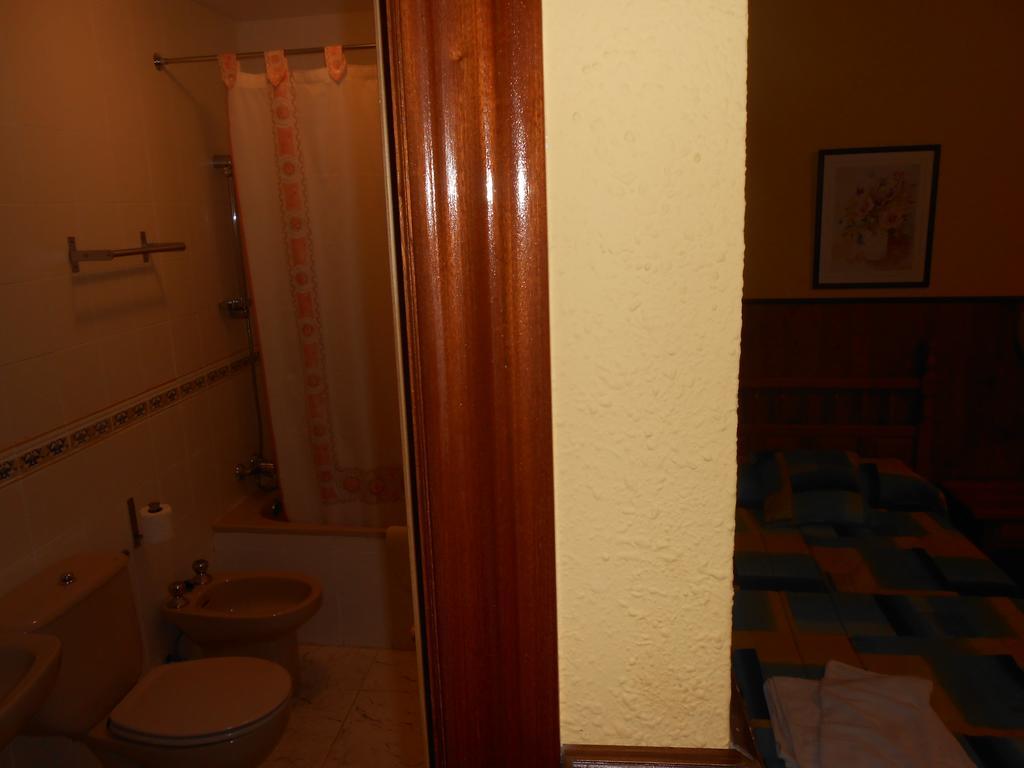 Hostal Restaurante El Abuelo Trobajo Del Camino Zimmer foto